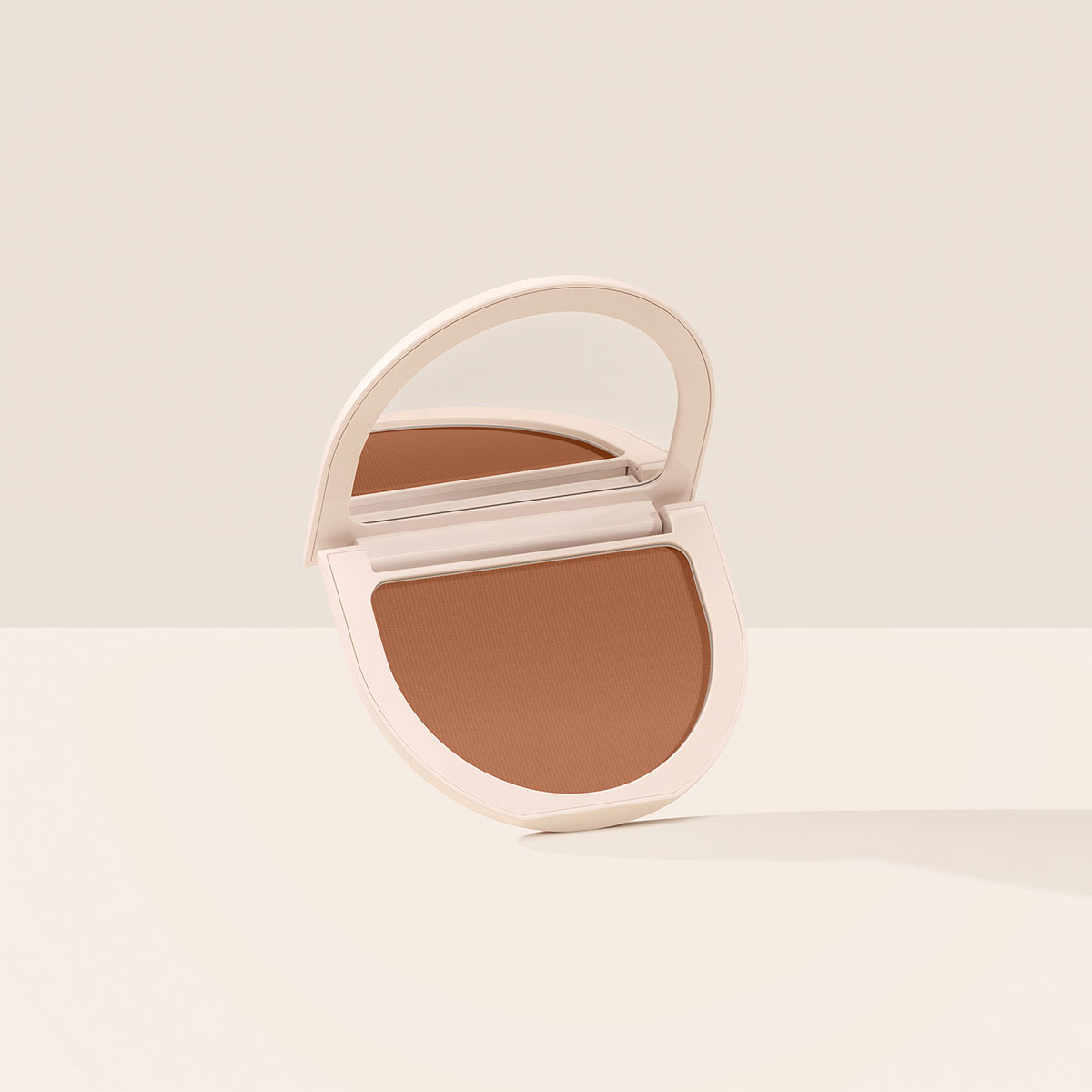 TRUE TO MYSELF TINTED PRESSED TALC-FREE FINISHING POWDER (POLVO FIJADOR PARA ROSTRO)